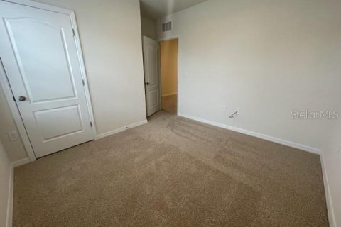 Casa en alquiler en Winter Haven, Florida, 4 dormitorios, 169.83 m2 № 1584695 - foto 8