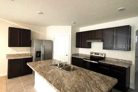 Casa en alquiler en Winter Haven, Florida, 4 dormitorios, 169.83 m2 № 1584695 - foto 16