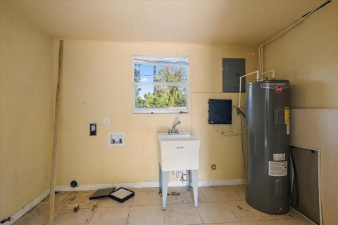 House in Nokomis, Florida 3 bedrooms, 127.09 sq.m. № 2360381 - photo 26