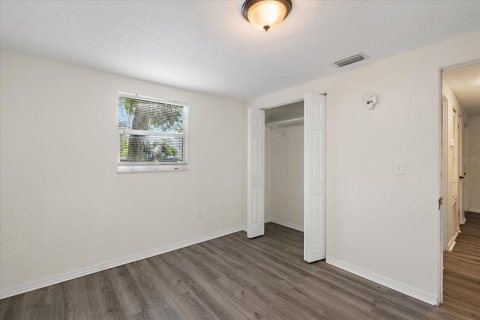 House in Nokomis, Florida 3 bedrooms, 127.09 sq.m. № 2360381 - photo 22