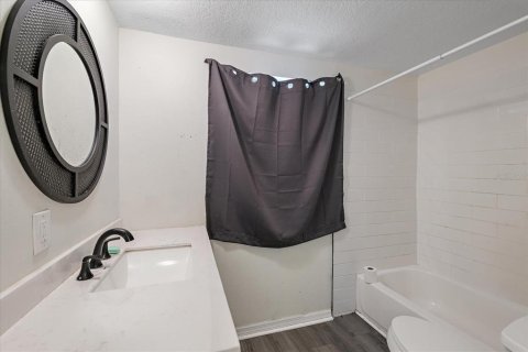 House in Nokomis, Florida 3 bedrooms, 127.09 sq.m. № 2360381 - photo 25
