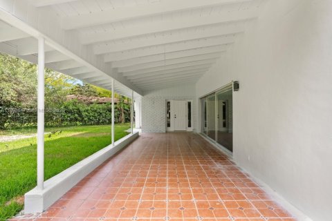 Villa ou maison à vendre à Pinecrest, Floride: 3 chambres, 133.41 m2 № 2026001 - photo 17