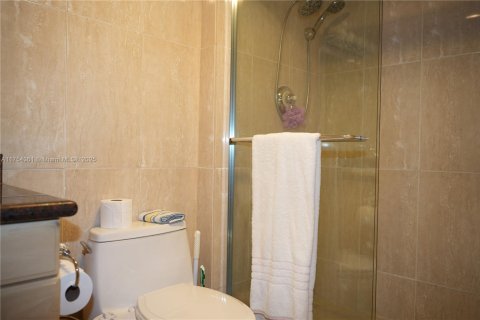 Купить кондоминиум в Авентура, Флорида 2 спальни, 107.49м2, № 1500286 - фото 9