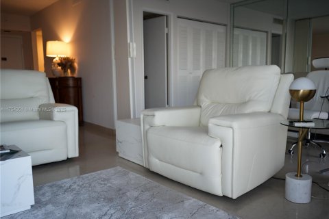 Купить кондоминиум в Авентура, Флорида 2 спальни, 107.49м2, № 1500286 - фото 10