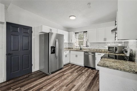 Купить виллу или дом в Тампа, Флорида 8 комнат, 102.38м2, № 2122200 - фото 5