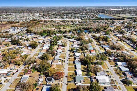 Купить виллу или дом в Тампа, Флорида 8 комнат, 102.38м2, № 2122200 - фото 19