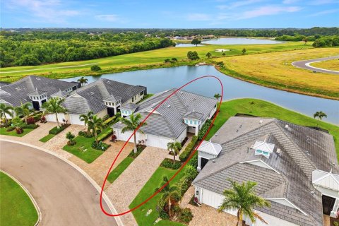 Villa ou maison à vendre à Bradenton, Floride: 2 chambres, 150.97 m2 № 2198421 - photo 2