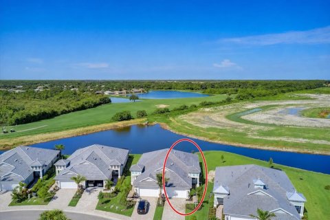 Villa ou maison à vendre à Bradenton, Floride: 2 chambres, 150.97 m2 № 2198421 - photo 1