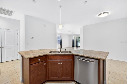Casa en venta en Wesley Chapel, Florida, 3 dormitorios, 145.39 m2 № 1855735 - foto 18