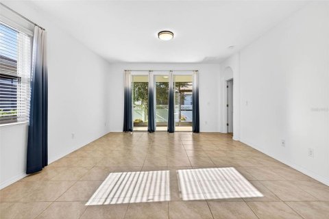Casa en venta en Wesley Chapel, Florida, 3 dormitorios, 145.39 m2 № 1855735 - foto 11