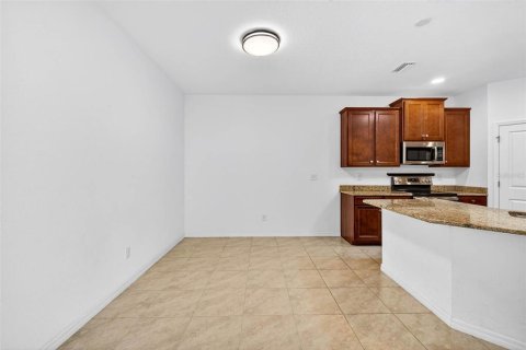 Casa en venta en Wesley Chapel, Florida, 3 dormitorios, 145.39 m2 № 1855735 - foto 14