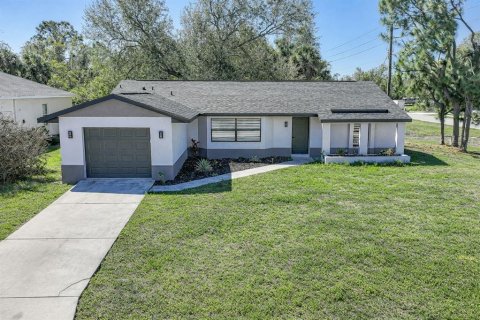 House in North Port, Florida 3 bedrooms, 121.52 sq.m. № 2240001