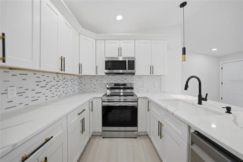 Casa en venta en North Port, Florida, 3 dormitorios, 121.52 m2 № 2240001 - foto 7