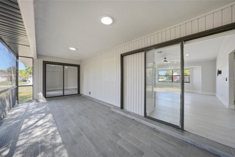 Casa en venta en North Port, Florida, 3 dormitorios, 121.52 m2 № 2240001 - foto 18