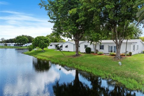 House in Plantation, Florida 2 bedrooms, 133.59 sq.m. № 1781797 - photo 27