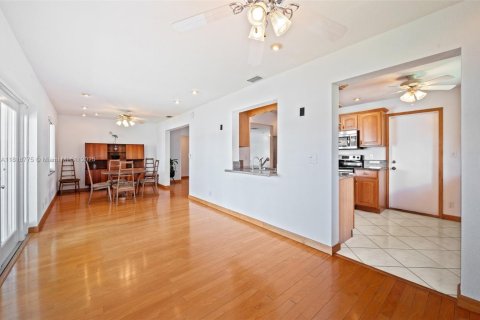 House in Plantation, Florida 2 bedrooms, 133.59 sq.m. № 1781797 - photo 12