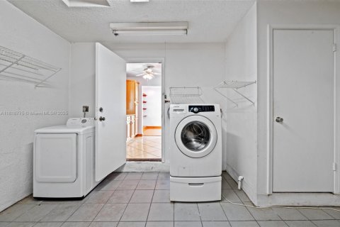 House in Plantation, Florida 2 bedrooms, 133.59 sq.m. № 1781797 - photo 22