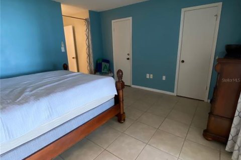 Condominio en alquiler en Gainesville, Florida, 3 dormitorios, 127.83 m2 № 1751657 - foto 26