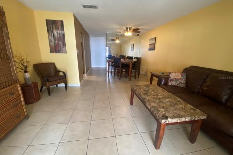 Copropriété à louer à Gainesville, Floride: 3 chambres, 127.83 m2 № 1751657 - photo 8