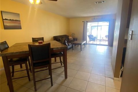 Copropriété à louer à Gainesville, Floride: 3 chambres, 127.83 m2 № 1751657 - photo 6