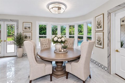 Villa ou maison à vendre à Valrico, Floride: 6 chambres, 627.93 m2 № 2396701 - photo 16