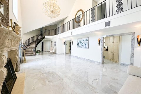 Villa ou maison à vendre à Valrico, Floride: 6 chambres, 627.93 m2 № 2396701 - photo 10