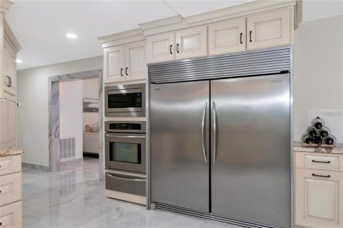 Villa ou maison à vendre à Valrico, Floride: 6 chambres, 627.93 m2 № 2396701 - photo 19