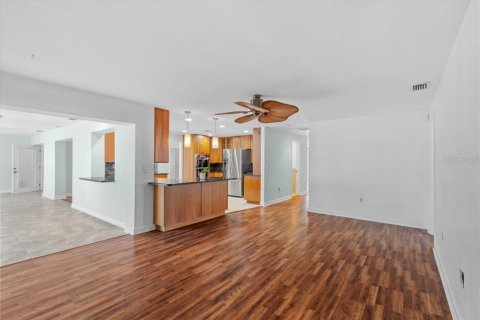 Casa en venta en Saint Petersburg, Florida, 5 dormitorios, 252.88 m2 № 1666082 - foto 26