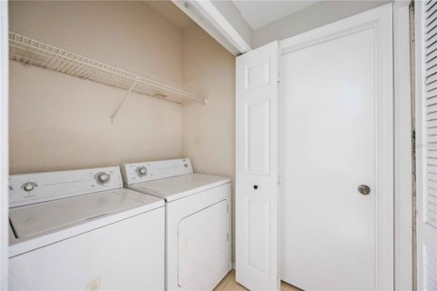 Condominio en alquiler en Sarasota, Florida, 2 dormitorios, 119.75 m2 № 1849899 - foto 24