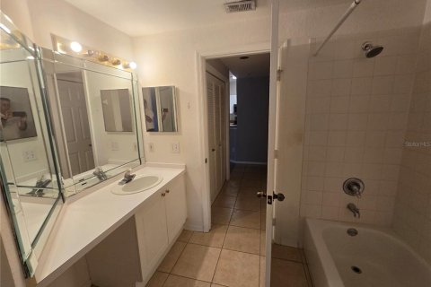 Copropriété à louer à Sarasota, Floride: 2 chambres, 119.75 m2 № 1849899 - photo 8