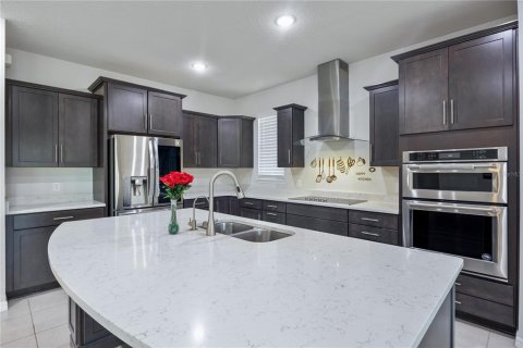House in Oviedo, Florida 4 bedrooms, 268.95 sq.m. № 1894591 - photo 14