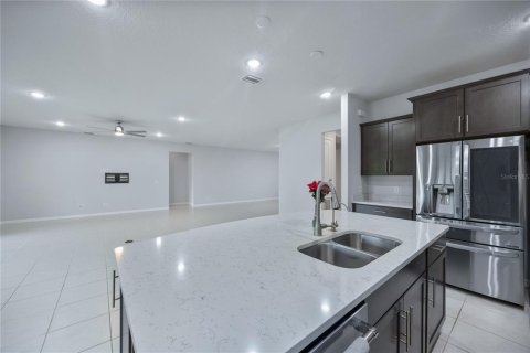 House in Oviedo, Florida 4 bedrooms, 268.95 sq.m. № 1894591 - photo 16