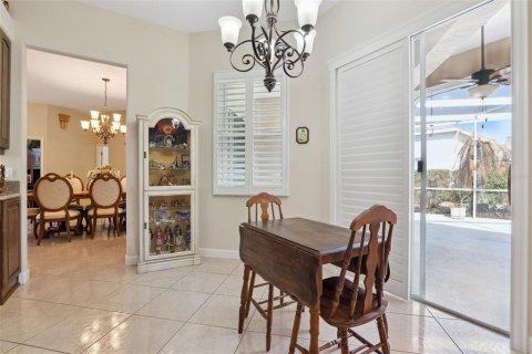 House in Mount Dora, Florida 4 bedrooms, 236.34 sq.m. № 2218507 - photo 21