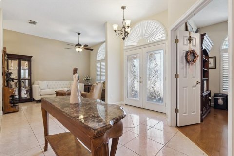 House in Mount Dora, Florida 4 bedrooms, 236.34 sq.m. № 2218507 - photo 4