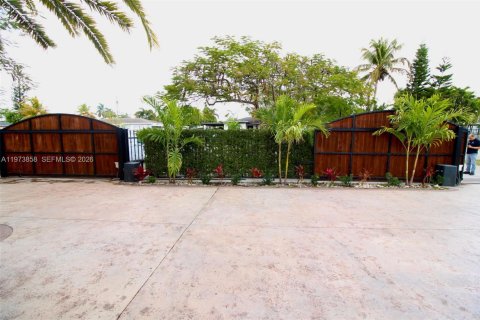 Casa en venta en Homestead, Florida, 3 dormitorios, 147.25 m2 № 2033596 - foto 7