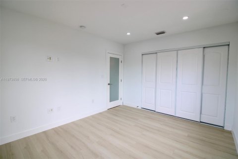 Casa en venta en Homestead, Florida, 3 dormitorios, 147.25 m2 № 2033596 - foto 26