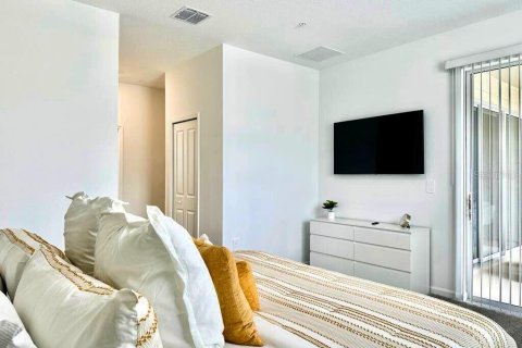 Condominio en alquiler en Davenport, Florida, 3 dormitorios, 166.11 m2 № 1915825 - foto 3
