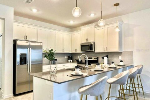 Condominio en alquiler en Davenport, Florida, 3 dormitorios, 166.11 m2 № 1915825 - foto 5