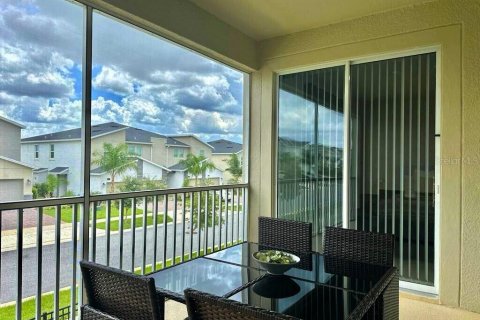 Condominio en alquiler en Davenport, Florida, 3 dormitorios, 166.11 m2 № 1915825 - foto 15