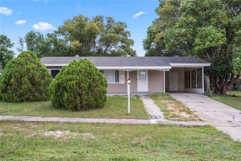 Casa en alquiler en Spring Hill, Florida, 2 dormitorios, 80.27 m2 № 1903331 - foto 1