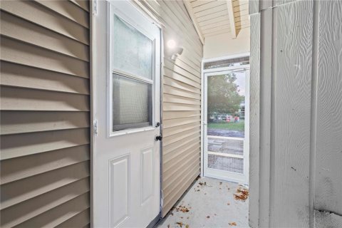 Casa en alquiler en Spring Hill, Florida, 2 dormitorios, 80.27 m2 № 1903331 - foto 21