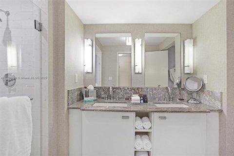 Condominio en venta en Fort Lauderdale, Florida, 53.6 m2 № 1726133 - foto 18