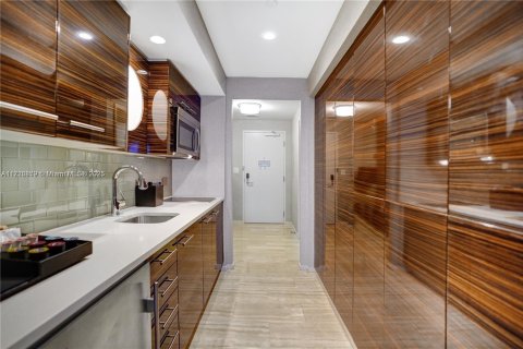 Condominio en venta en Fort Lauderdale, Florida, 53.6 m2 № 1726133 - foto 8