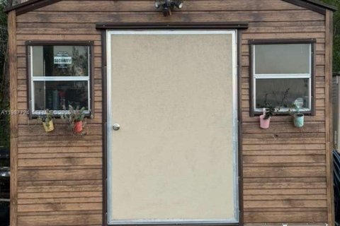 Купить коммерческую недвижимость в Майами, Флорида № 2057795 - фото 22