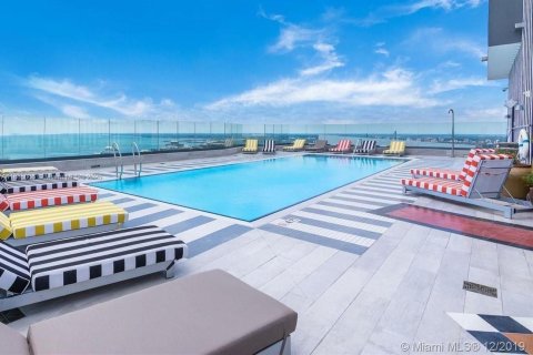 Condo in Miami, Florida, 1 bedroom  № 1933998 - photo 16