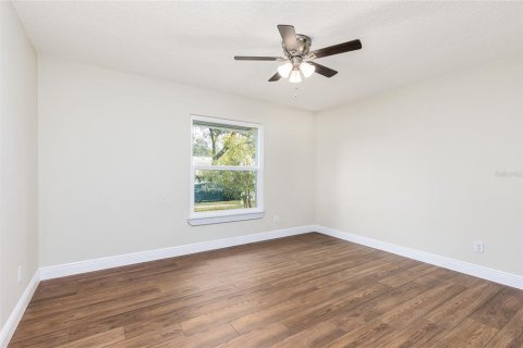 House in Longwood, Florida 4 bedrooms, 170.01 sq.m. № 1519325 - photo 19