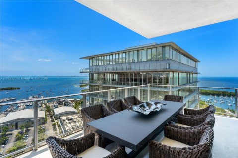 Copropriété à vendre à Miami, Floride: 5 chambres, 463.21 m2 № 1715847 - photo 13