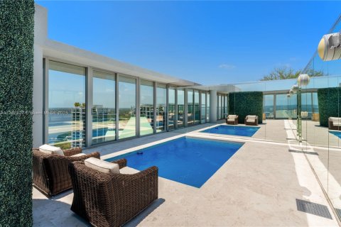Copropriété à vendre à Miami, Floride: 5 chambres, 463.21 m2 № 1715847 - photo 19