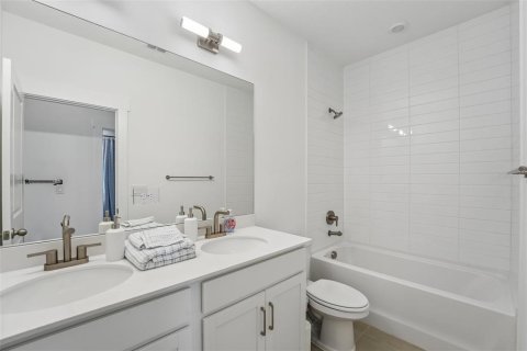 Touwnhouse à vendre à Jacksonville, Floride: 3 chambres, 158.77 m2 № 2348297 - photo 25