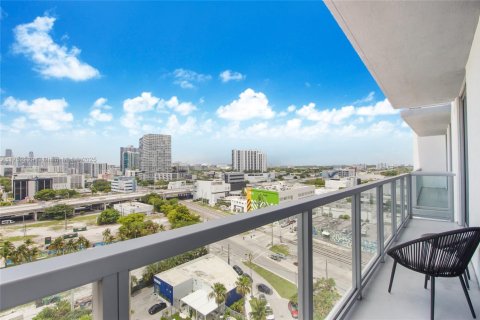 Condominio en venta en Miami, Florida, 1 dormitorio, 65.03 m2 № 1985665 - foto 7